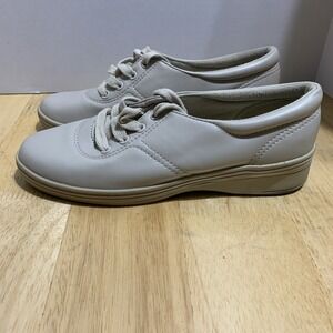 Grasshoppers Shoes Womens 6.5M Casual‎ Sneakers Beige Canvas Wedge Lace Up